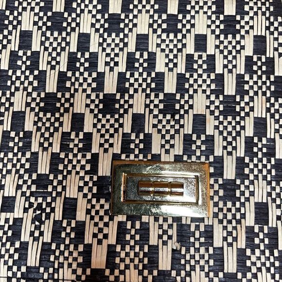 H&M Straw Clutch    - Picture 6 of 6